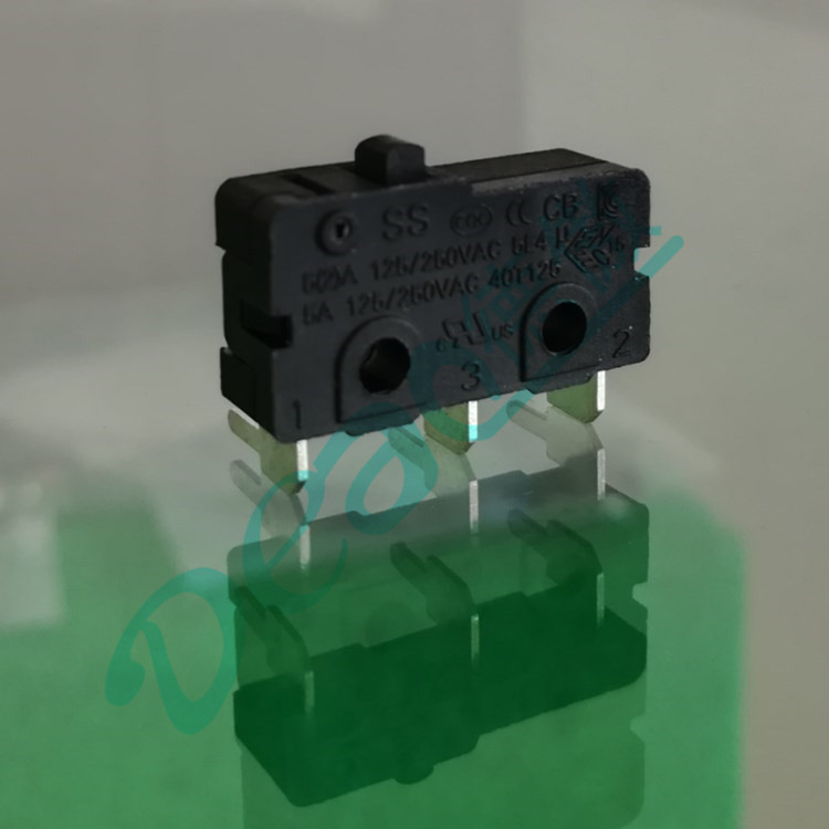 右側插PCB端子微動開關